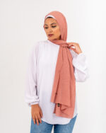Crinkled Cotton Salmon scarf