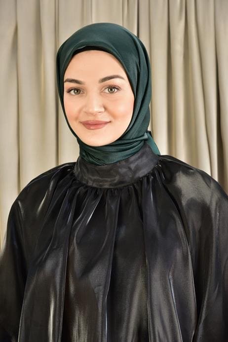 Shiny square silk scarf-Emerald