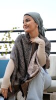 Bohemian Double Sided Cashmere Shawl Black/Beige