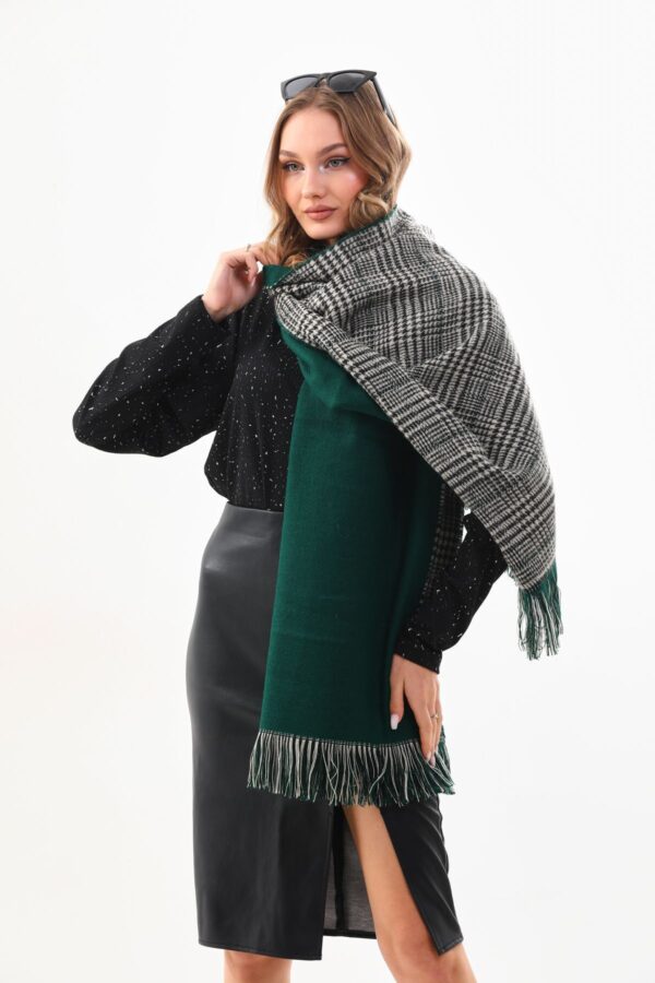 Double sided soft wool shawl Green