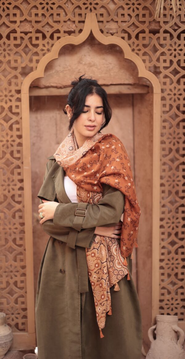 Luxurious Soft Turkish Cashmere Arabesque Shawl