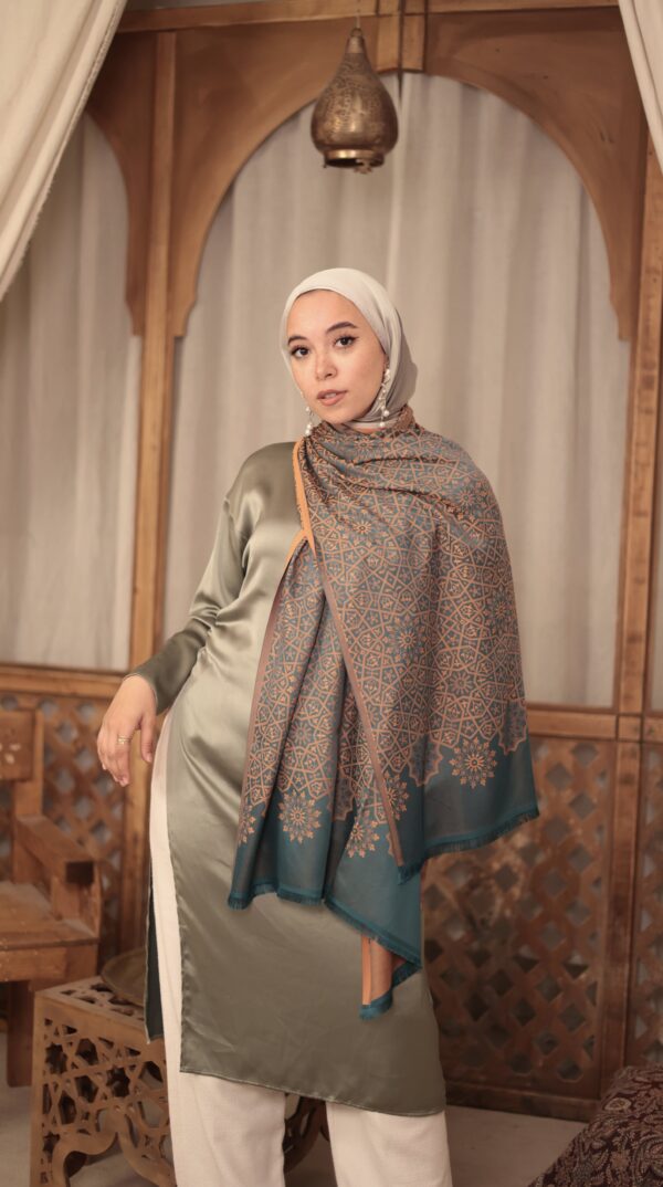 Arabesque Turkish Pashmina Shawl-Peacock