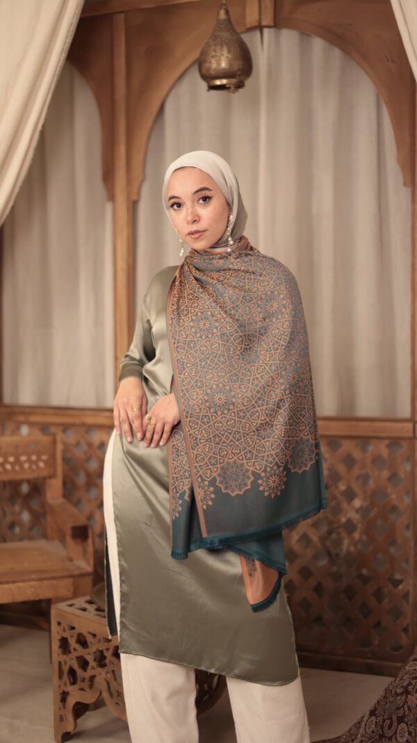 Arabesque Turkish Pashmina Shawl-Peacock