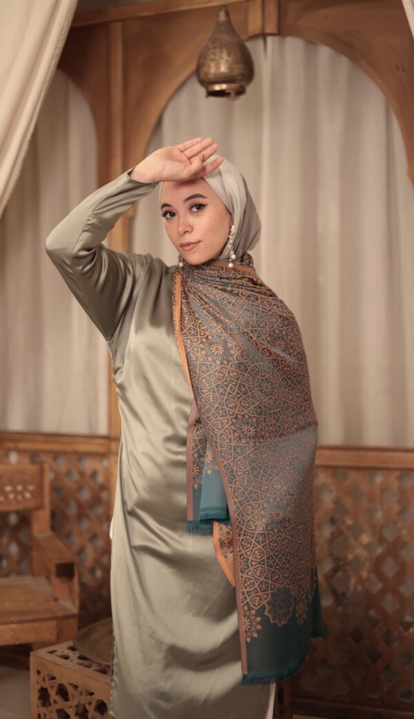 Arabesque Turkish Pashmina Shawl-Peacock