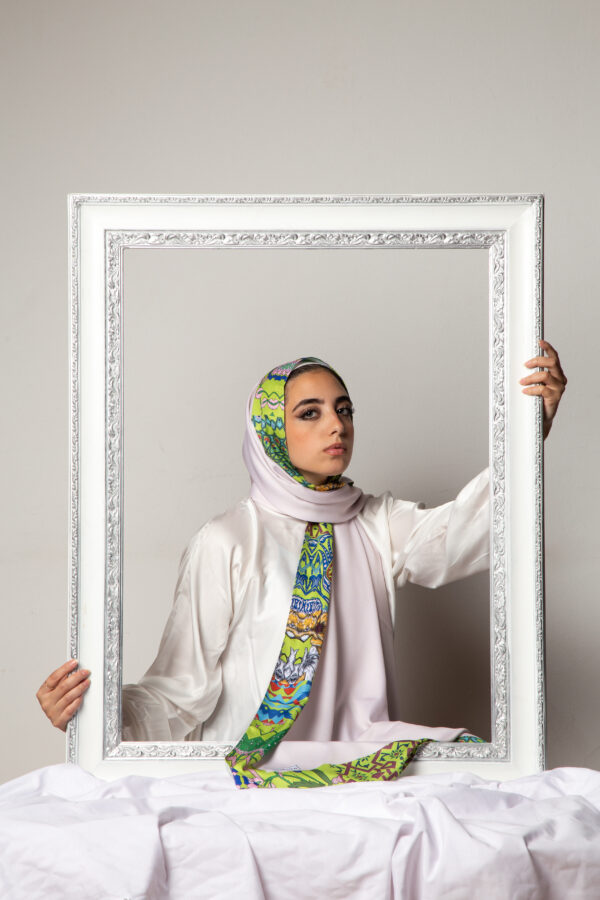 Silky Satin Arabesque Scarf-01
