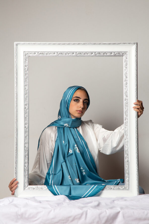 Silky Satin Flory Scarf-02