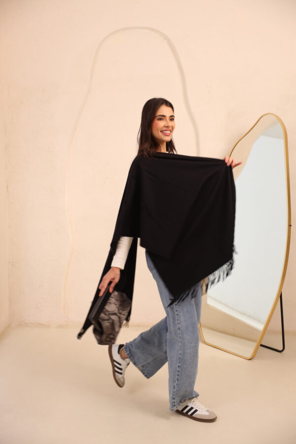 Luxurious Soft Wool Shawl-Black