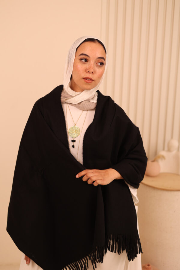 Luxurious Soft Wool Shawl-Black